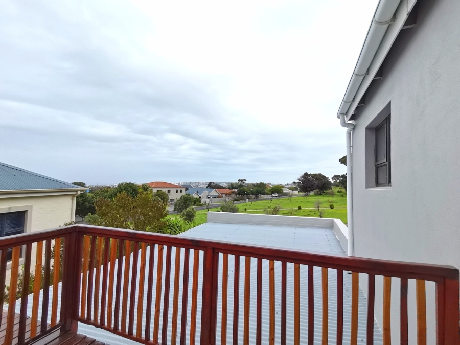 4 Bedroom Property for Sale in Onrus Western Cape